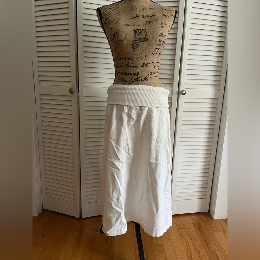 Marlboro Classic White A-Line Skirt